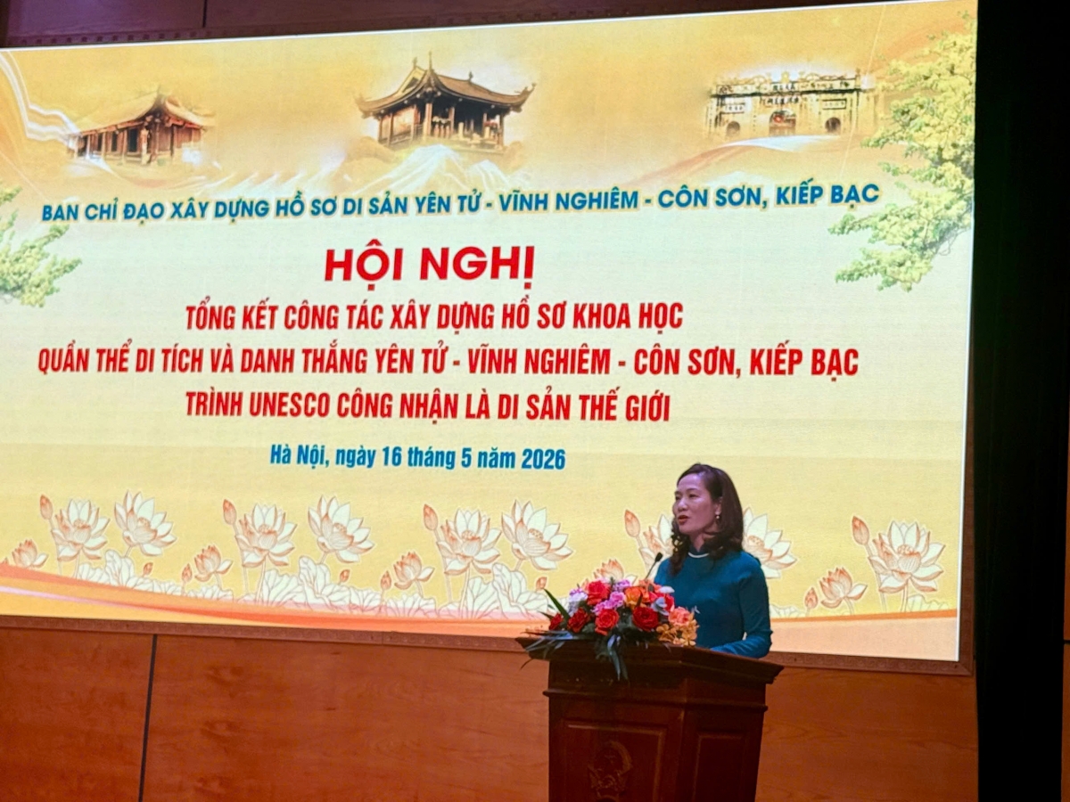 Thay mặt Ban Điều hành xây dựng Hồ sơ, bà Nguyễn Thị Hạnh, Phó Chủ tịch UBND tỉnh, báo cáo tóm tắt công tác xây dựng Hồ sơ.