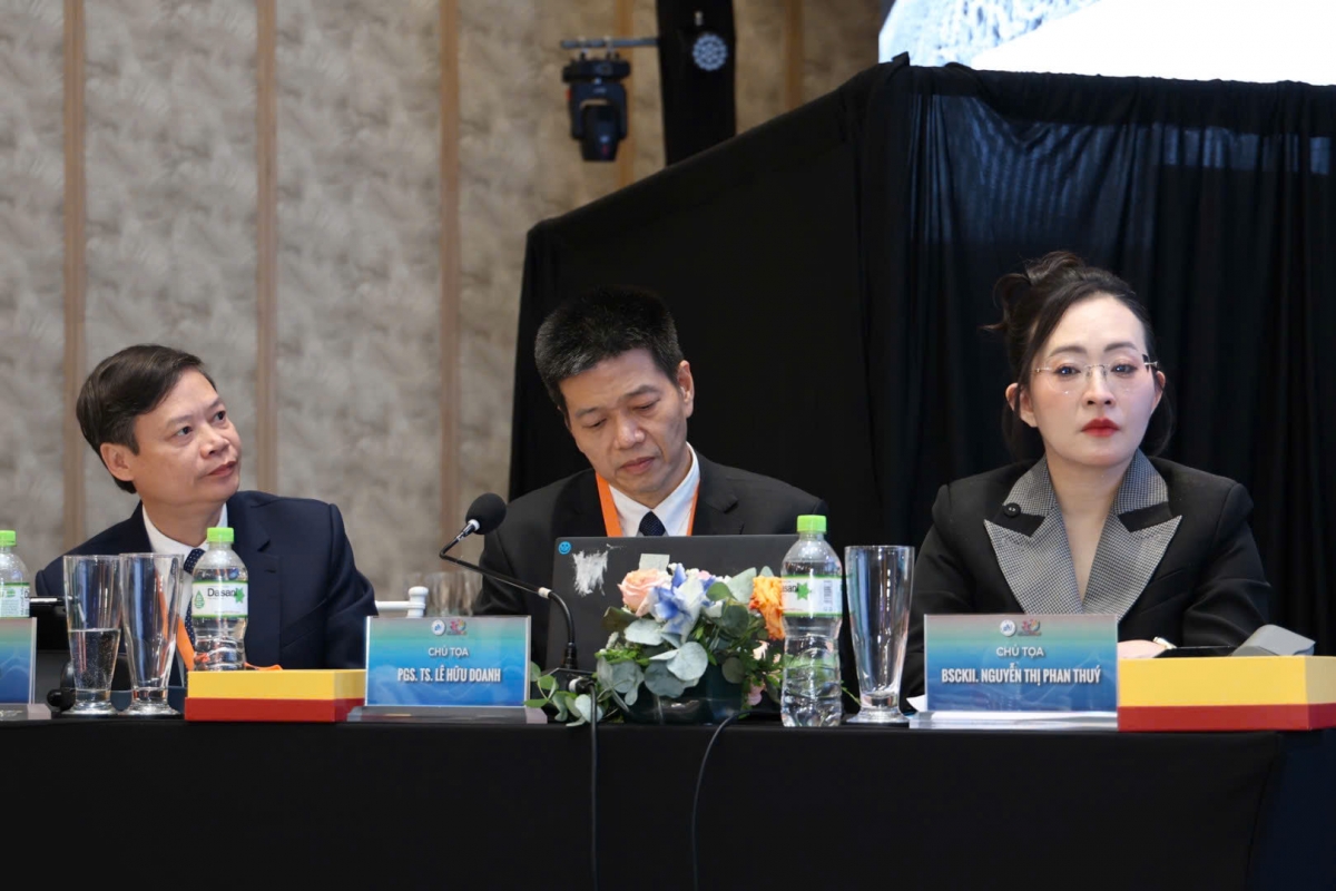 Hội nghị có 22 phiên khoa học tập trung vào các xu hướng mới như đa liệu pháp và cá thể hóa điều trị.
