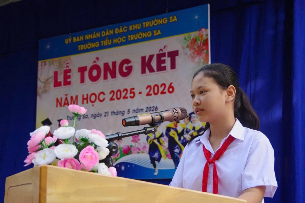 Đại diện học sinh phát biểu