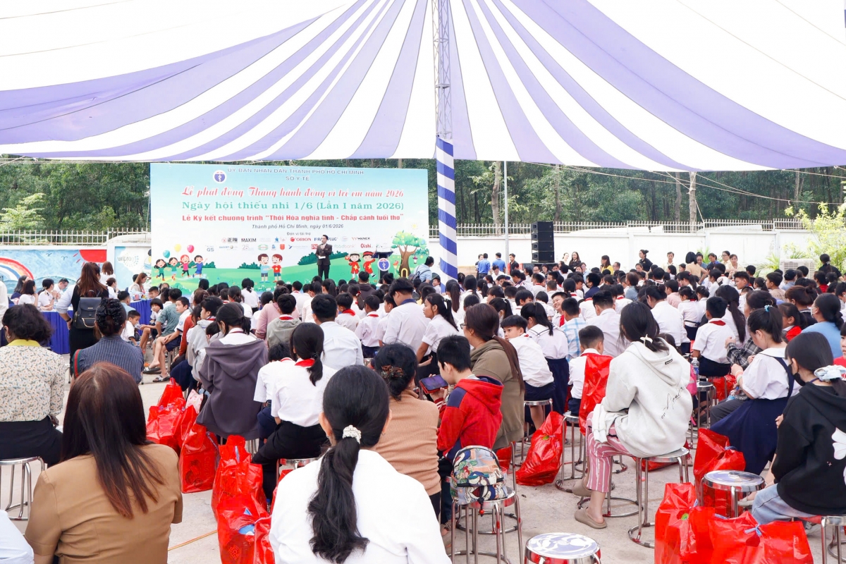 Đông đảo học sinh tham gia ngày hội thiếu nhi