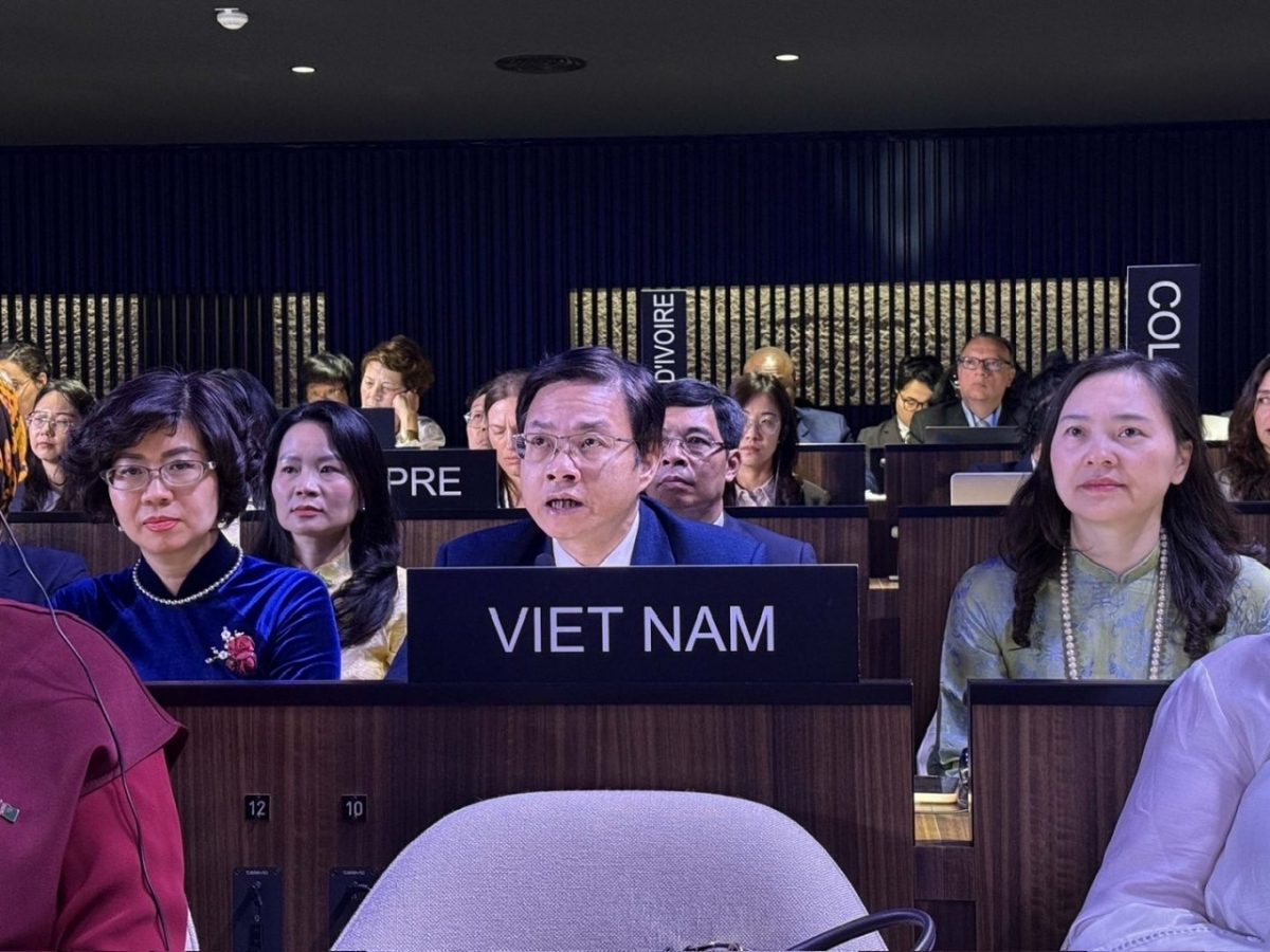 Thứ trưởng Ngô Lê Văn hoan nghênh nỗ lực đưa Công ước 2003 trở thành khuôn khổ hợp tác quan trọng về bảo vệ di sản văn hoá, thúc đẩy đa dạng văn hóa, đối thoại giữa các cộng đồng và phát triển bền vững - Ảnh: Anh Tuấn/VOV