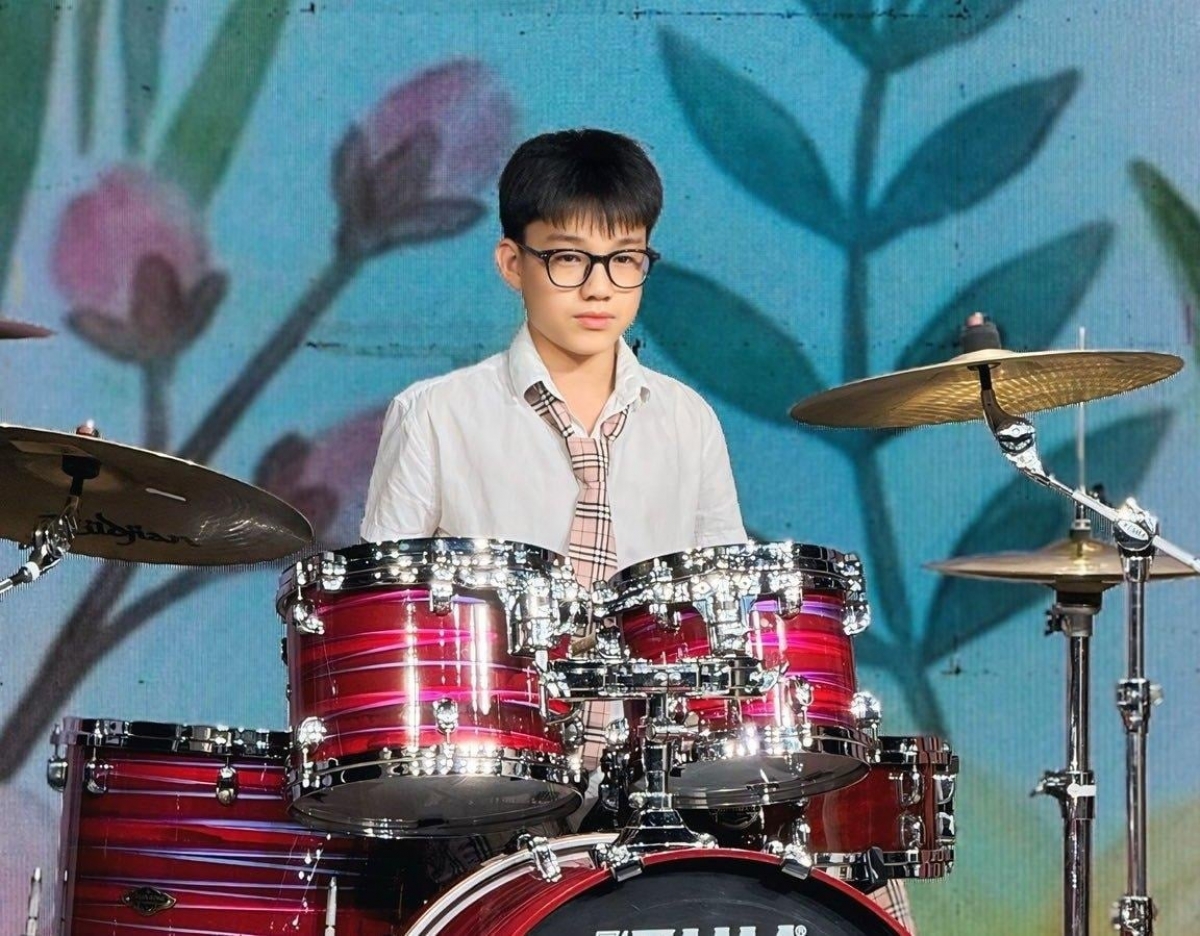Văn Khôi với màn trình diễn trống và hát rap ấn tượng tại chương trình