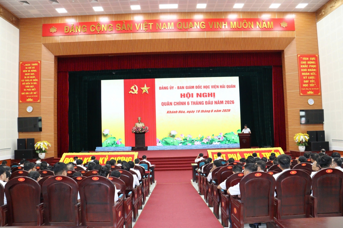 Quang cảnh hội nghị