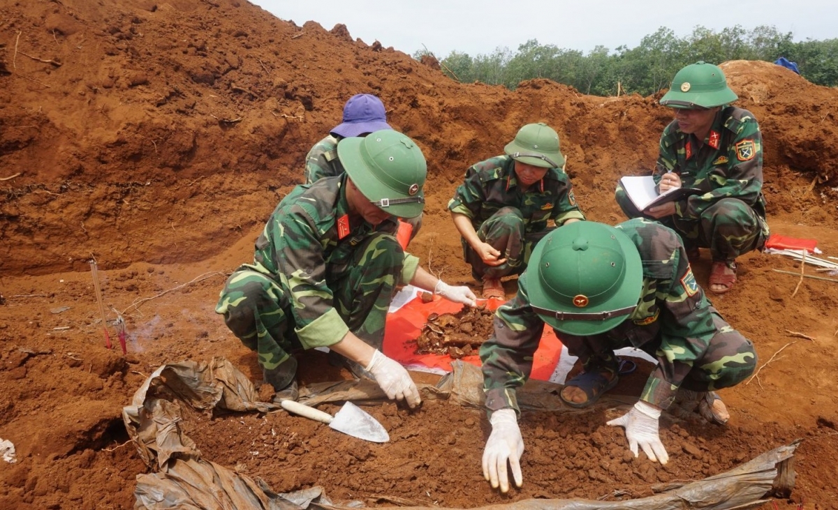Quy tập hài cốt liệt sỹ