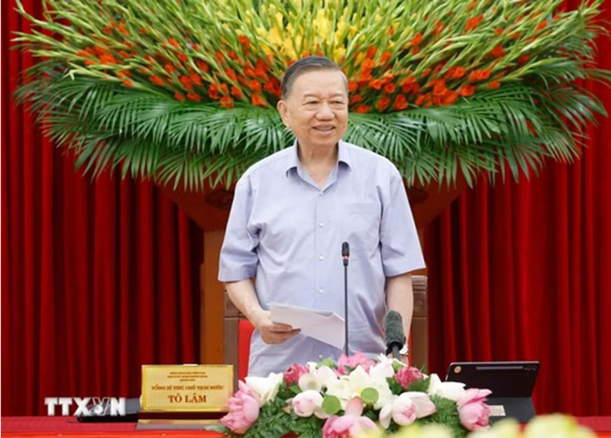 Tổng Bí thư, Chủ tịch nước Tô Lâm phát biểu chỉ đạo tại buổi làm việc với ngành Giáo dục và Đào tạo cùng các cơ quan liên quan về công tác chuẩn bị năm học mới 2026 - 2027 và kết quả triển khai thực hiện Nghị quyết số 71-NQ/TW, ngày 22/8/2025 của Bộ Chính trị về đột phá phát triển giáo dục và đào tạo, sáng 15/6/2026 - Ảnh: TTXVN