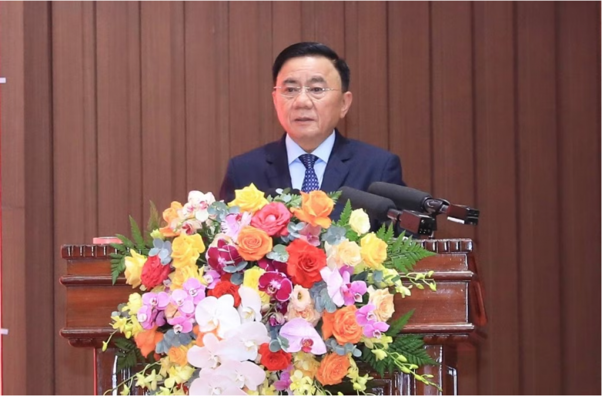 Thường trực Ban Bí thư Trần Cẩm Tú.
 