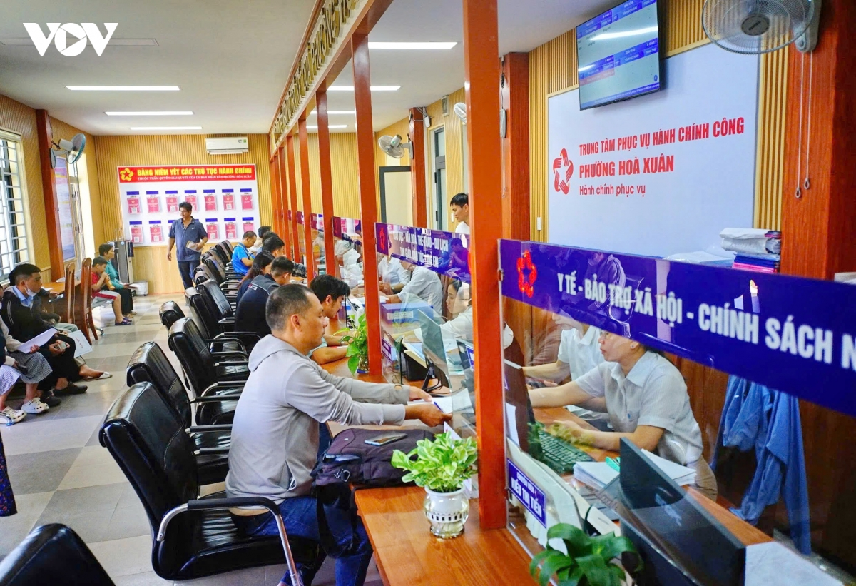 Nhiều trung tâm phục vụ hành chính công cấp xã, phường được đầu tư đồng bộ, nâng cao hiệu quả giải quyết thủ tục cho người dân