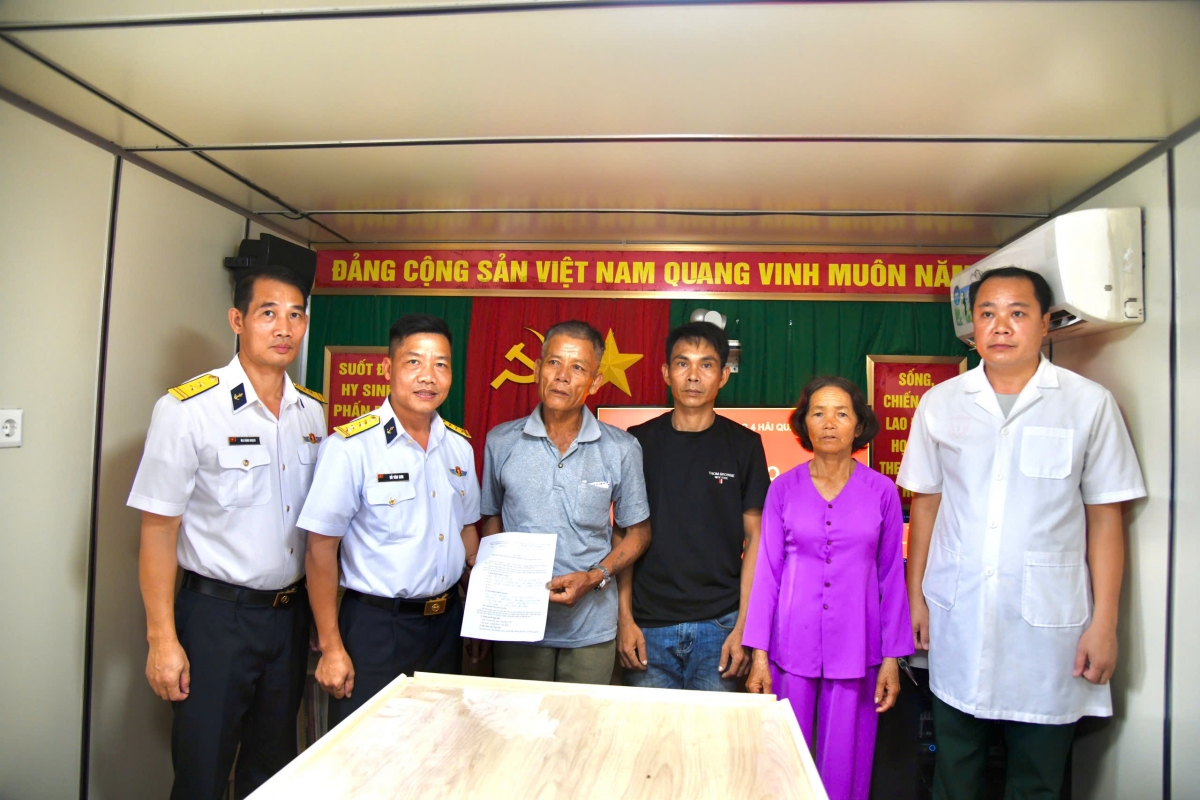 Bàn giao bệnh nhân cho gia đình