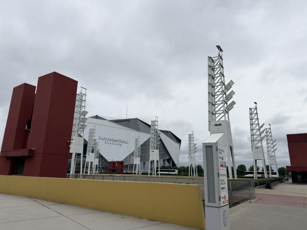 Bên ngoài sân vận động Atlanta, nơi diễn ra 8 trận đấu tại World Cup 2026
