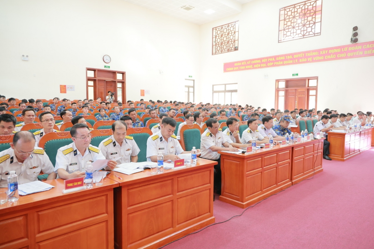 Các đại biểu dự Hội nghị