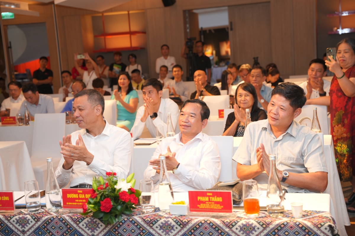 Các đại biểu dự Tọa đàm