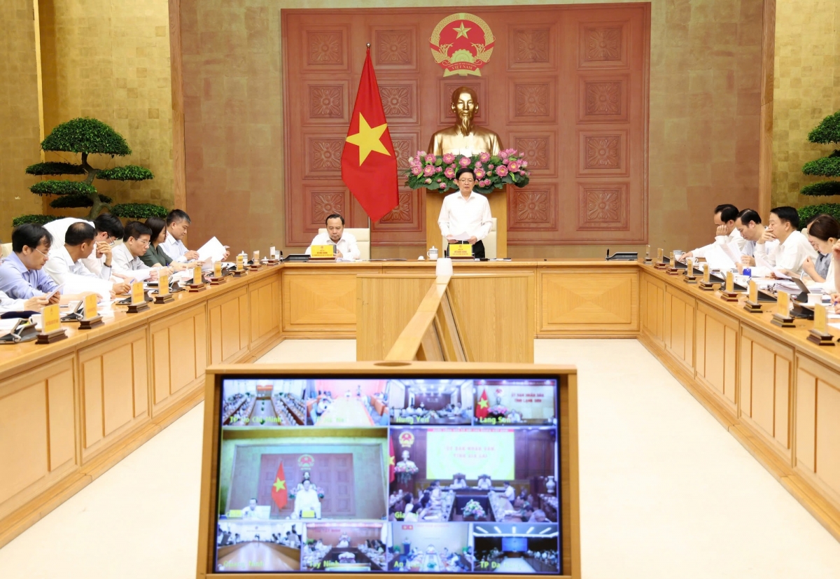 Phó Thủ tướng Hồ Quốc Dũng chủ trì Hội nghị tháo gỡ các khó khăn, vướng mắc về tài chính và đẩy mạnh giải ngân vốn năm 2026 lĩnh vực khoa học công nghệ, đổi mới sáng tạo và chuyển đổi số - Ảnh: VGP/Gia Huy