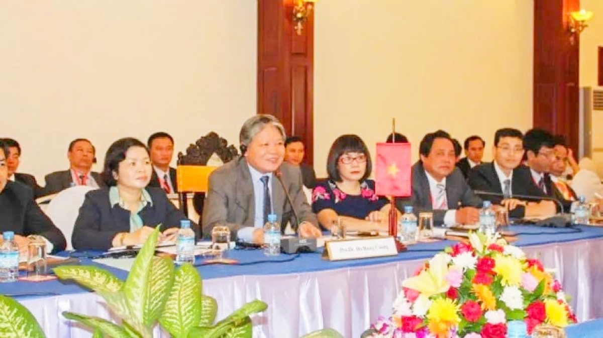Hội nghị Tư pháp các tỉnh đường biên Việt Nam - Lào lần II 