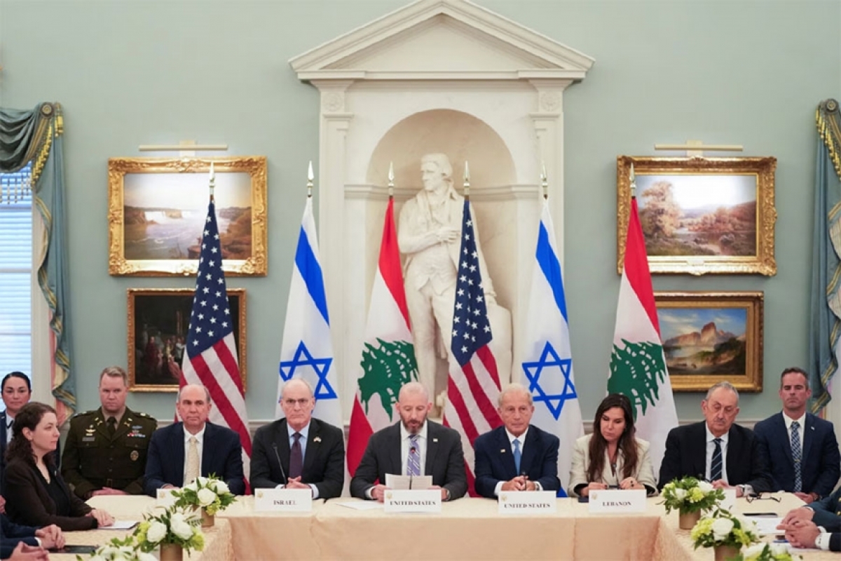 Cuộc gặp giữa phái đoàn Israel và Lebanon do Mỹ chủ trì tại Washington. Ảnh: Reuters.