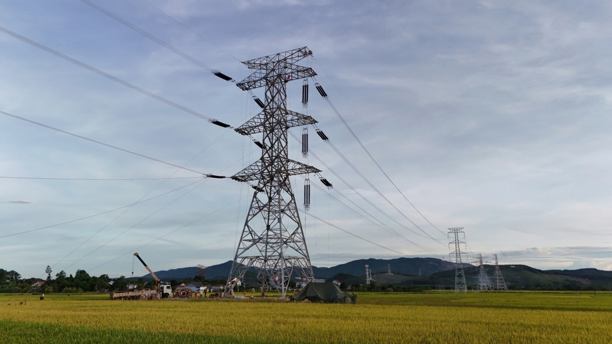 Đường dây 500kV mạch 3 Quảng Trạch - Phố Nối