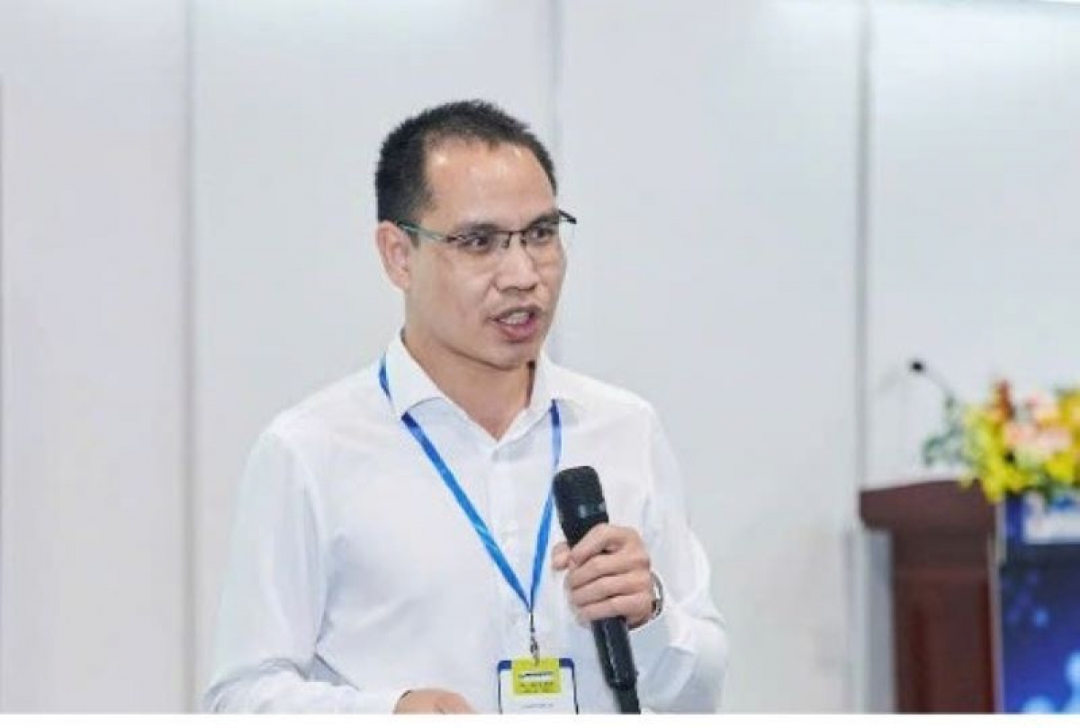 Tiến sĩ Nguyễn Đình Đáp, Viện Hàn lâm Khoa học xã hội Việt Nam cho rằng, điểm nổi bật xuyên suốt trong bài viết là việc đặt bảo vệ môi trường ngang hàng với các mục tiêu phát triển kinh tế và tiến bộ xã hội