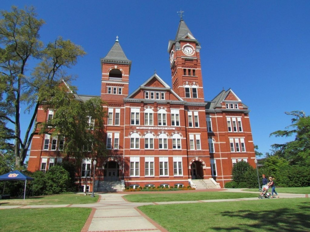 Đại học Auburn University (AU), thành phố Auburn, bang Alabama