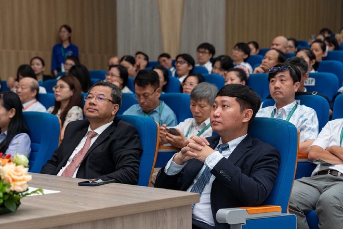 Hội thảo thu hút gần 500 chuyên gia lĩnh vực y học cổ truyền trong và ngoài nước tham dự