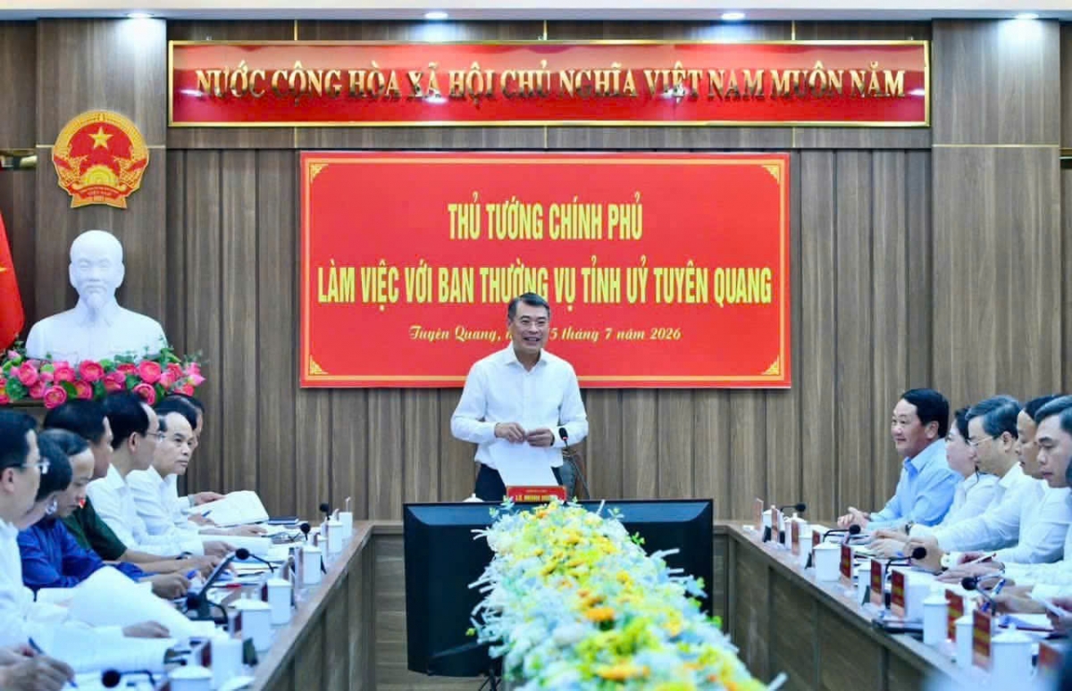Thủ tướng làm việc tại tỉnh Tuyên Quang.