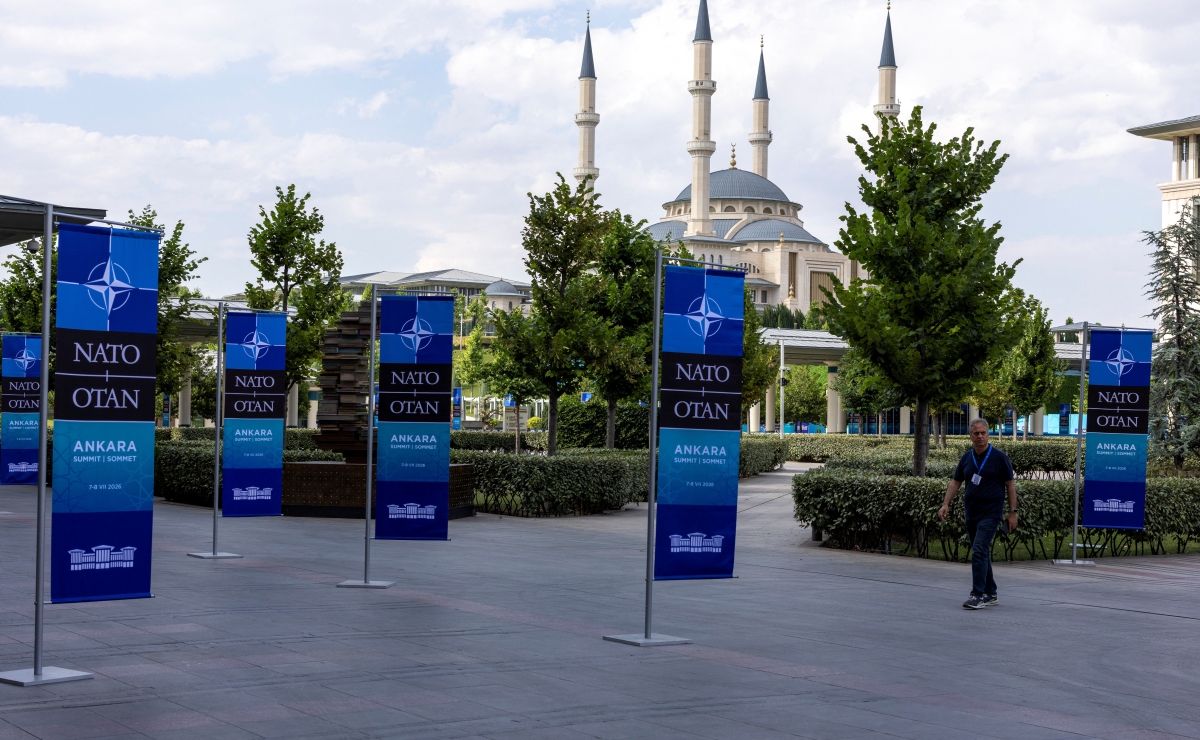 Hội nghị thượng đỉnh NATO ở Ankara