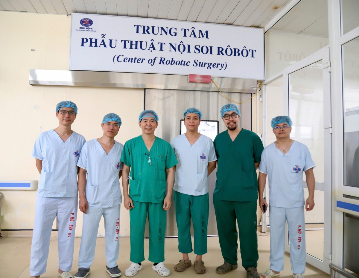 Khóa đào tạo Phẫu thuật nội soi robot thu hút nhiều chuyên gia đầu ngành trong nước và quốc tế tham dự 