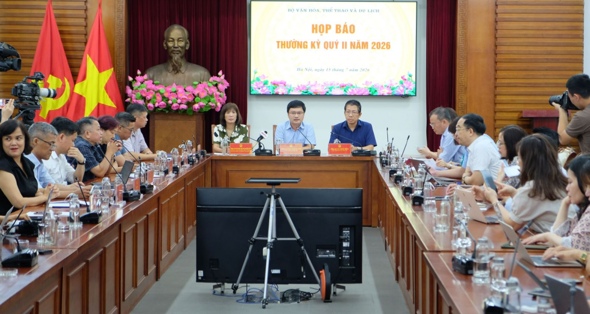 Quang cảnh họp báo.