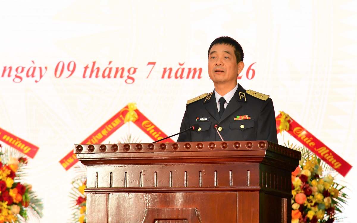Phó Đô đốc Nguyễn An Phong, Bí thư Đảng ủy, Chính ủy Quân chủng Hải quân phát biểu tại buổi lễ