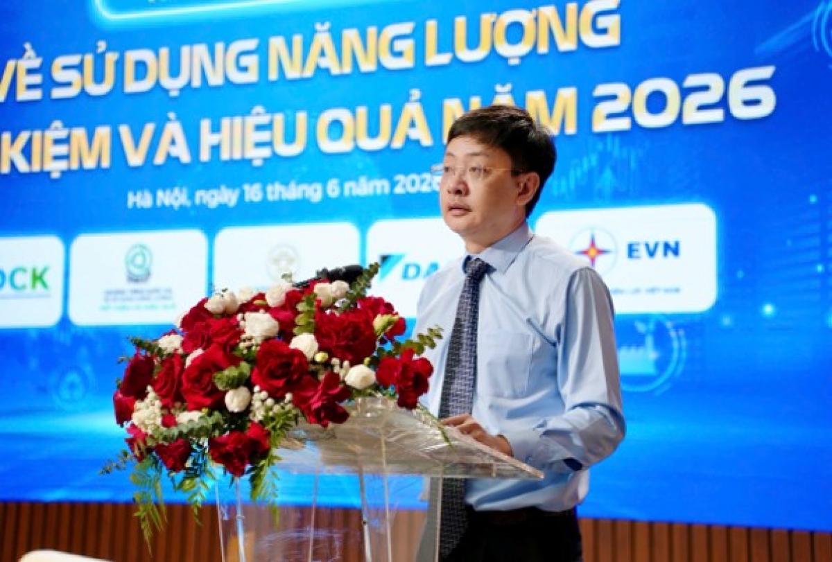 Ông Đặng Hải Dũng - Phó Cục trưởng Cục Đổi mới sáng tạo, chuyển đổi xanh và Khuyến công (Bộ Công Thương) phát động Cuộc thi trực tuyến "Tìm hiểu kiến thức về sử dụng năng lượng tiết kiệm và hiệu quả năm 2026" ngày 16/6/2026.
