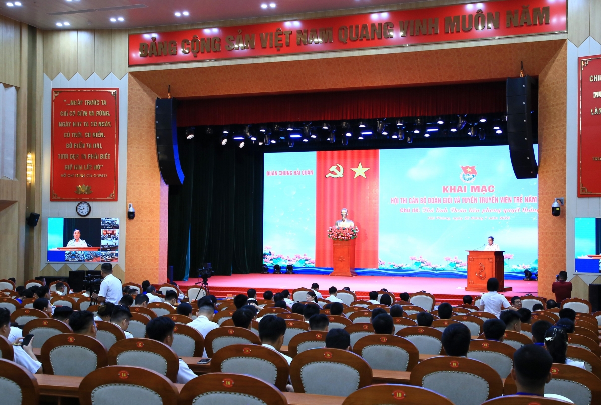 Quang cảnh Lễ khai mạc