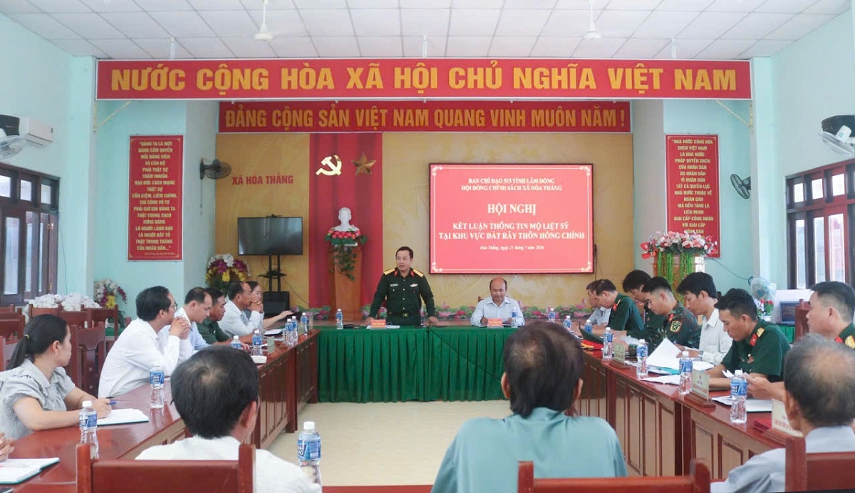 Hội nghị kết luận thông tin mộ liệt sĩ. Ảnh: LLCN