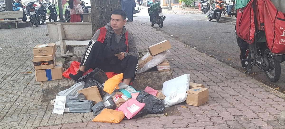 Nhiều doanh nghiệp bán hàng trên sàn thương mại điện tử không được lựa chọn dịch vụ logistics bên ngoài mà phải sử dụng dụng vụ của các sàn.