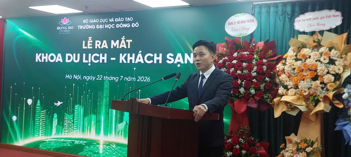 TS. Trần Doãn Cường – Phó Trưởng Khoa Du lịch - Khách sạn, Trường Đại học Đông Đô phát biểu nhận nhiệm vụ và định hướng phát triển của Khoa Du lịch - Khách sạn.
 