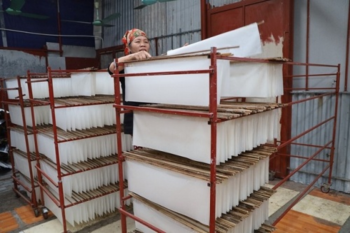 Làng nghề bánh đa nem Trung Hà.
