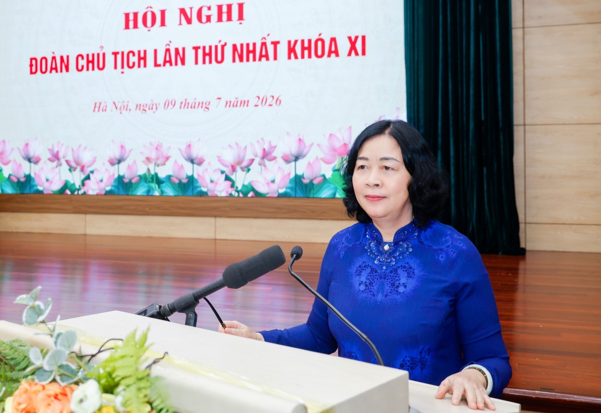Ủy viên Bộ Chính trị, Bí thư Trung ương Đảng, Chủ tịch Ủy ban Trung ương MTTQ Việt Nam Bùi Thị Minh Hoài đánh giá cao những ý kiến tâm huyết, trách nhiệm của các đại biểu đóng góp vào các nội dung trình Hội nghị.