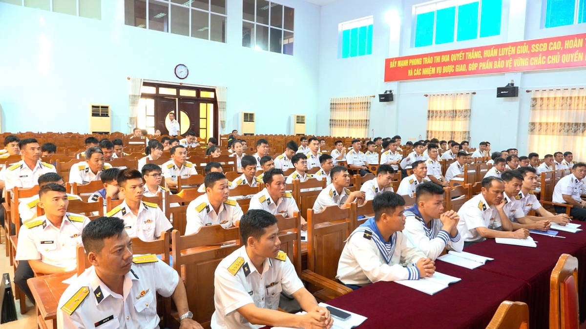 Các đại biểu dự Hội nghị
