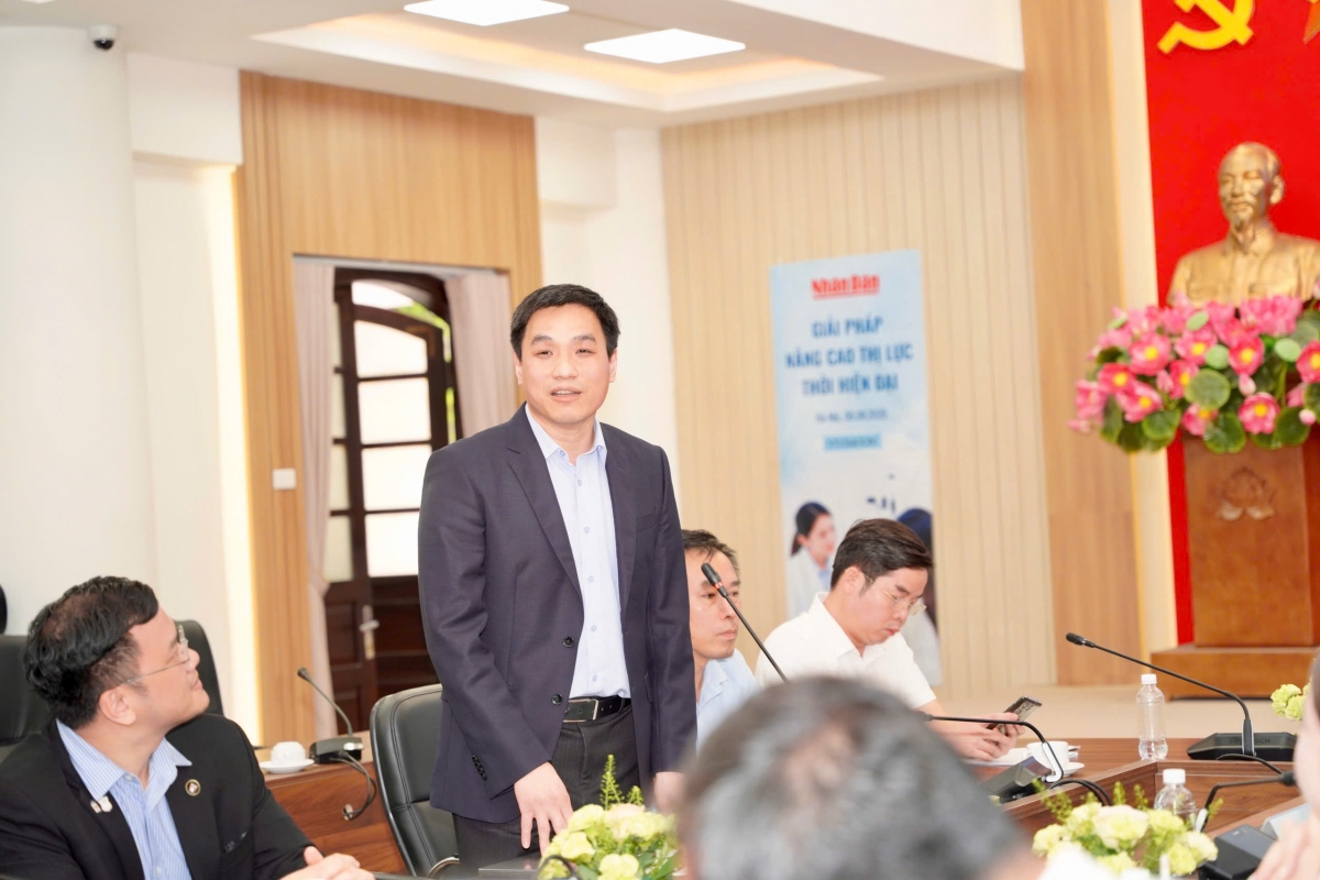 Tọa đàm thu hút nhiều bác sĩ chuyên khoa Mắt của các bệnh viện 