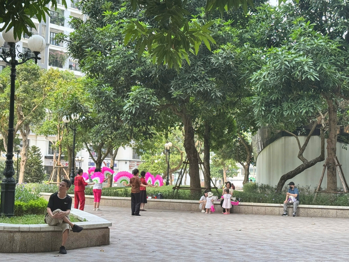 Chất lượng cuộc sống của người dân ngày càng tốt hơn, khi đường phố sạch đẹp, an ninh trật tự được đảm bảo