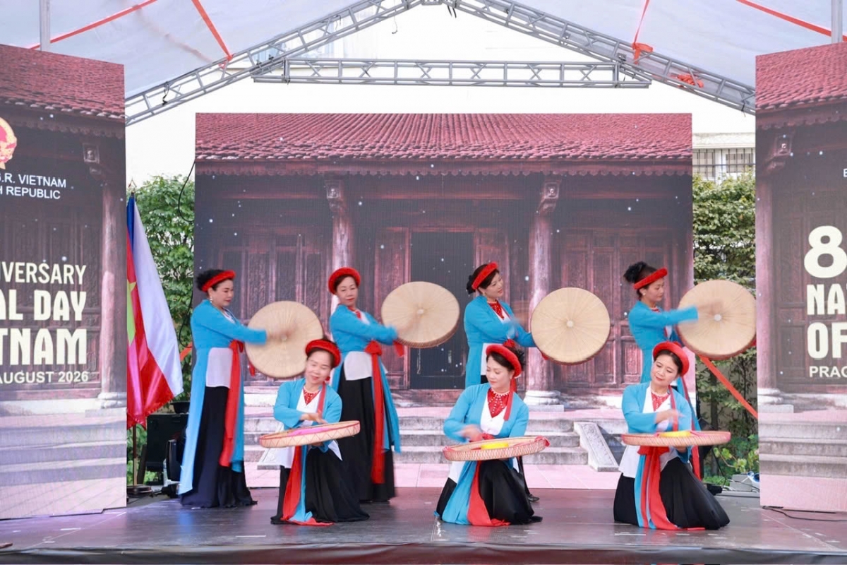 Chương trình văn nghệ chào mừng lễ quốc khánh 81 năm nước Cộng hòa XHCN Việt Nam.
