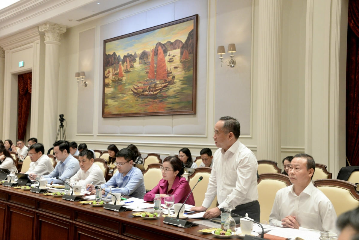 Đại diện lãnh đạo các Bảo tàng phát biểu tại buổi làm việc