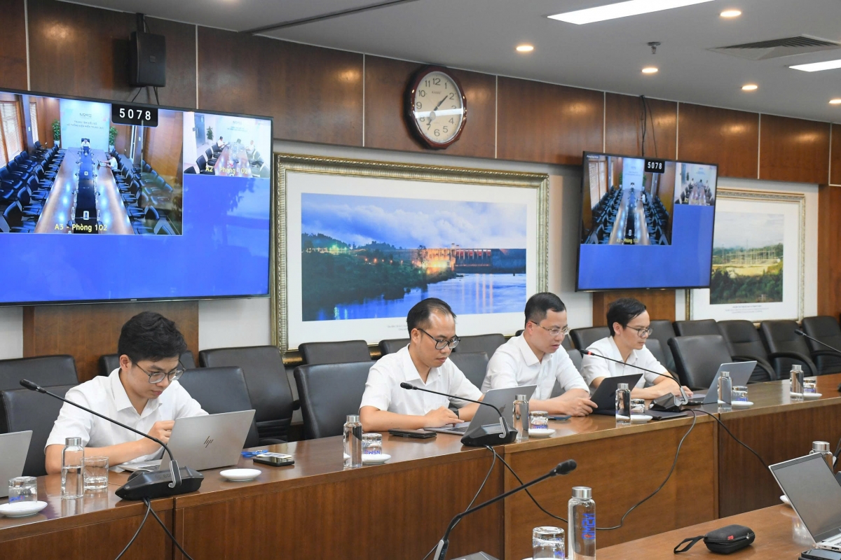 Chiều ngày 24/08/2026, NSMO và các đơn vị liên quan đã tổ chức cuộc họp rà soát công tác vận hành, sẵn sàng mọi phương án đảm bảo vận hành hệ thống điện an toàn trong các ngày nghỉ Lễ Quốc khánh.