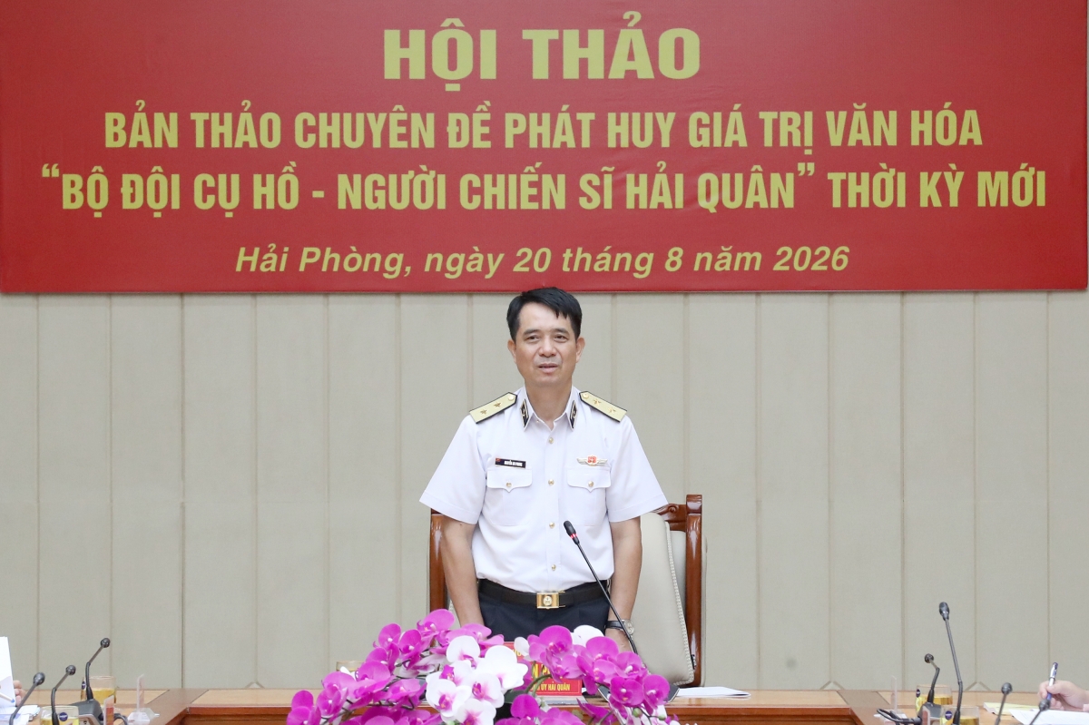 Đồng chí Phó Đô đốc Nguyễn An Phong, Bí thư Đảng ủy, Chính ủy Quân chủng chủ trì Hội thảo