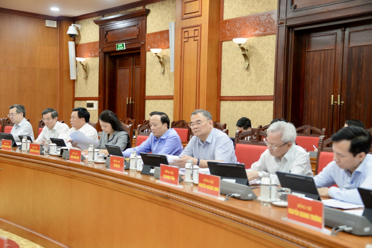 Các đại biểu dự buổi làm việc