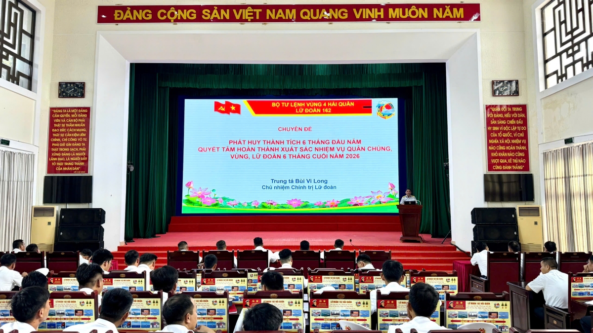 Quảng cảnh Hội nghị