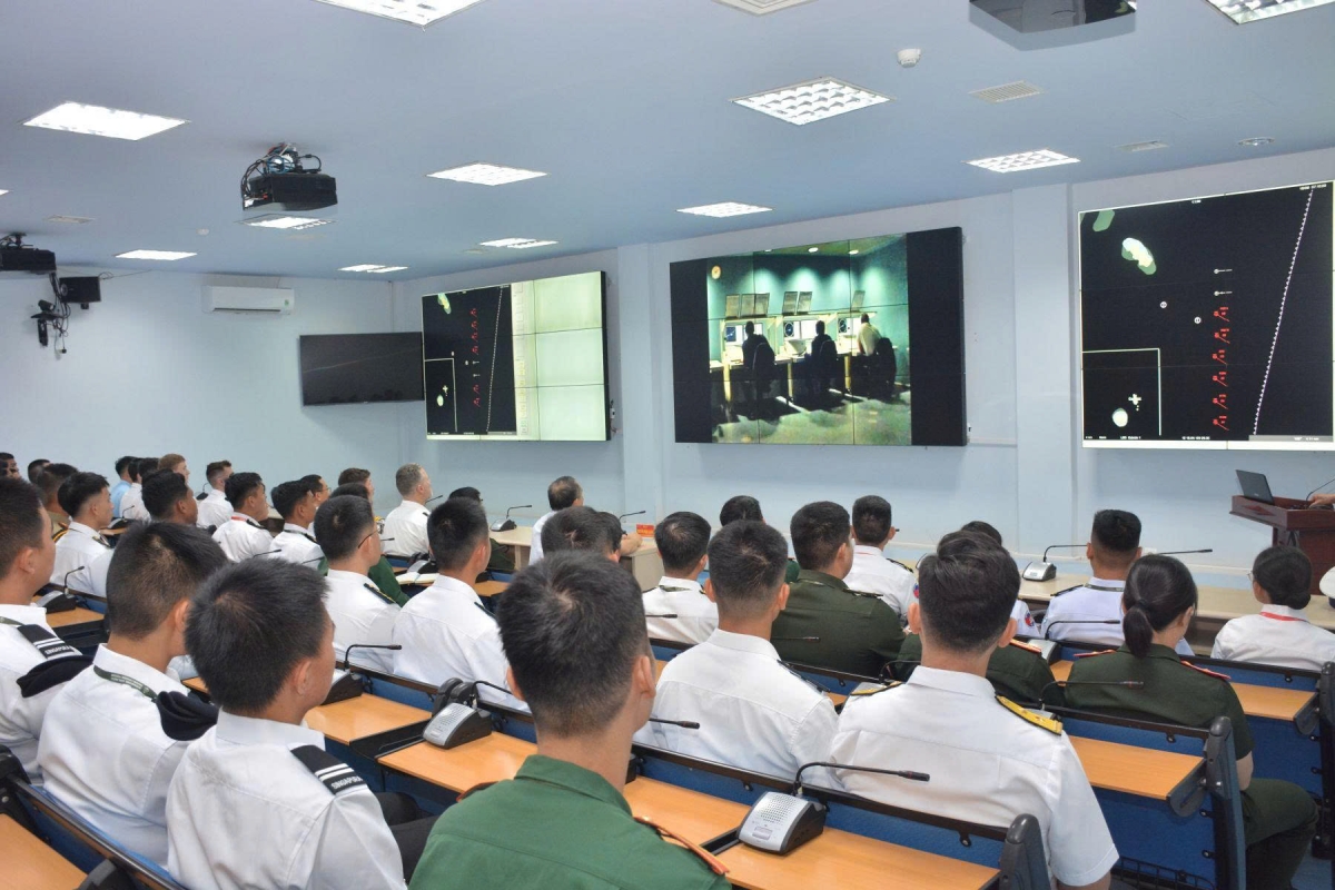 Giới thiệu về Trung tâm huấn luyện mô phỏng tác chiến (Học viện Hải quân)