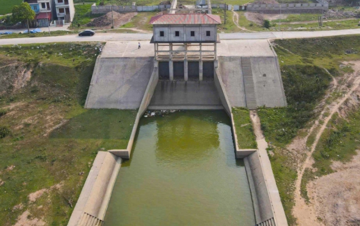 Nhiều địa phương chú trọng nâng cấp, cải tạo hệ thống thuỷ lợi phục vụ sản xuất, dân sinh. 