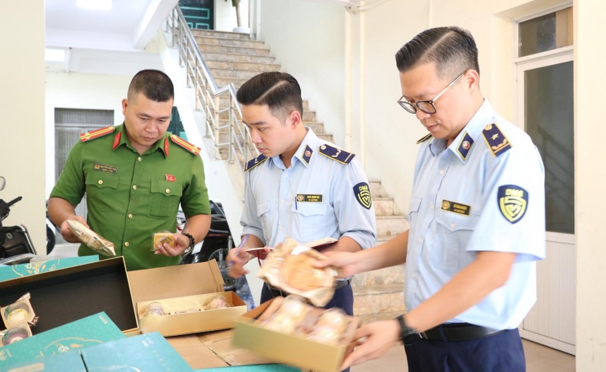 Nội cao điểm tăng cường kiểm tra, ngăn chặn bánh Trung thu không hóa đơn, chứng từ