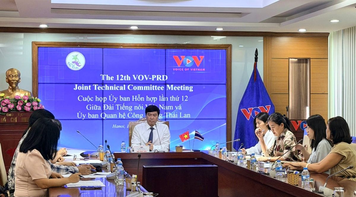 Phó Tổng Giám đốc Đài TNVN Ngô Minh Hiển đồng chủ trì cuộc họp tại điểm cầu 58 Quán Sứ, Hà Nội