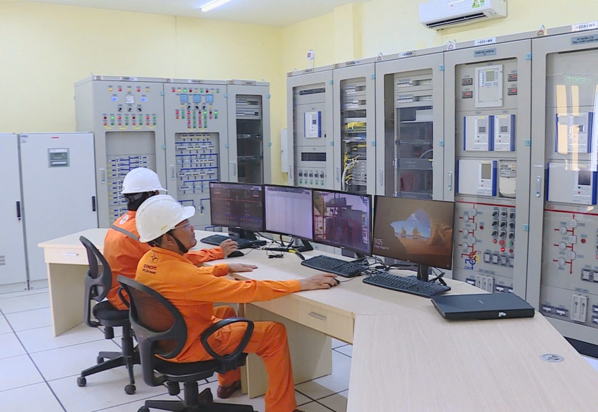 07 tháng năm 2026, nguồn và lưới điện thuộc phạm vi quản lý của EVNCPC cơ bản vận hành an toàn, tin cậy, đảm bảo cấp điện ổn định cho các hoạt động chính trị, văn hóa, xã hội và sản xuất kinh doanh trên địa bàn miền Trung.