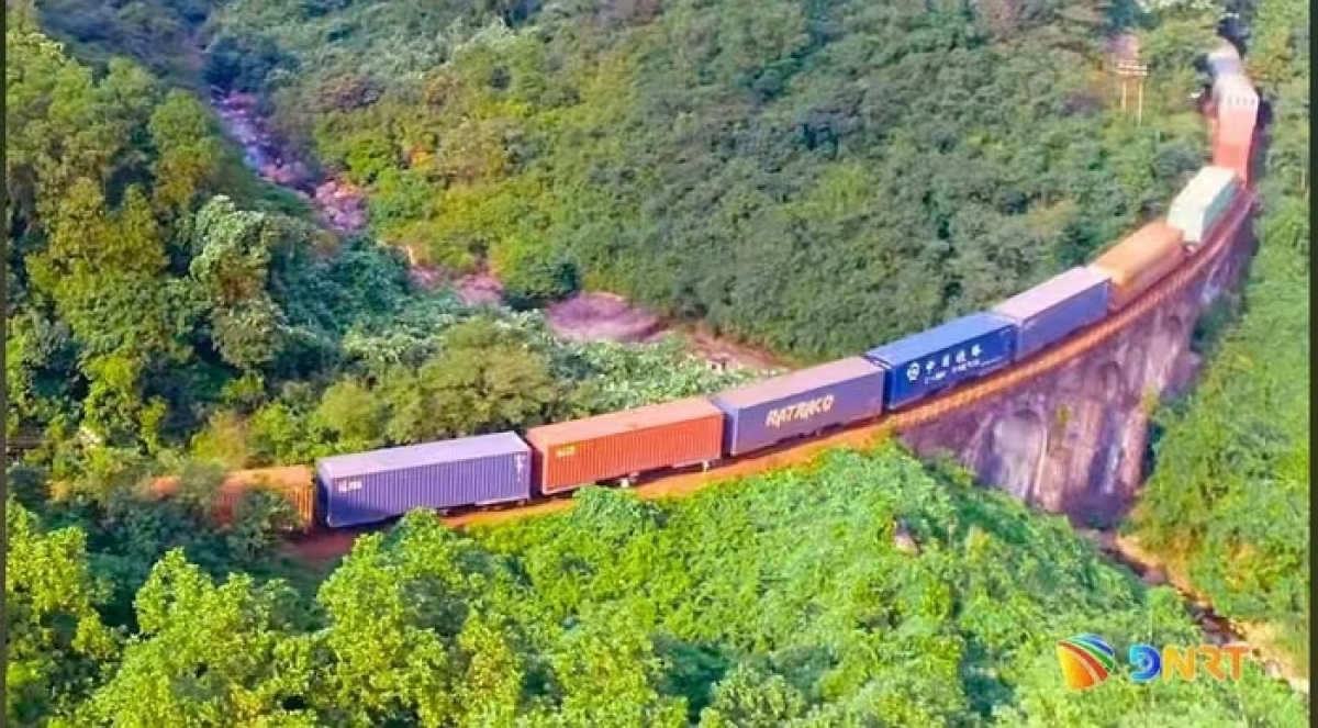 Từ 11/8, Tổng Công ty Đường sắt Việt Nam chuyển đổi thành Tập đoàn Đường sắt quốc gia Việt Nam.