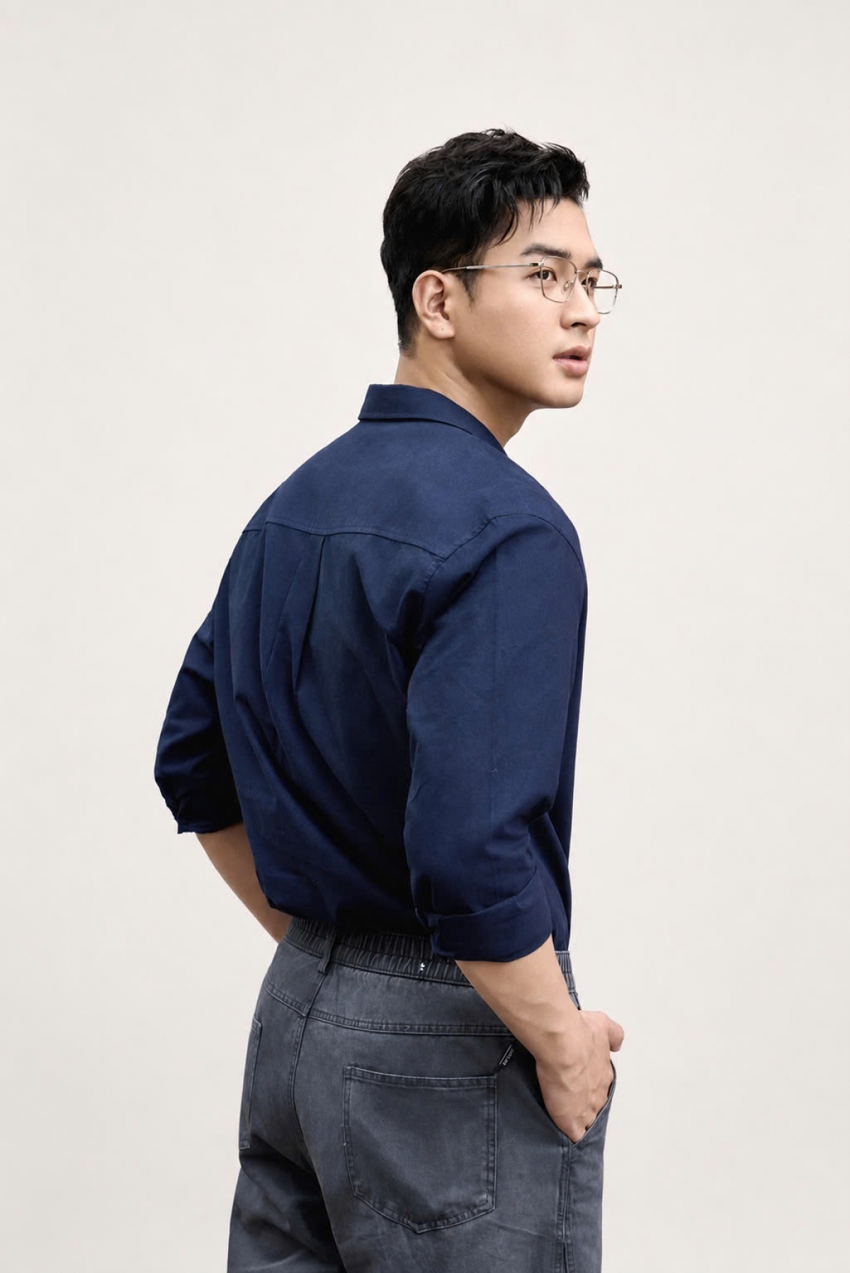Diễn viên Hà Thành hiện là diễn viên Nhà hát Kịch Hà Nội, đồng thời tham gia nhiều hoạt động nghệ thuật.